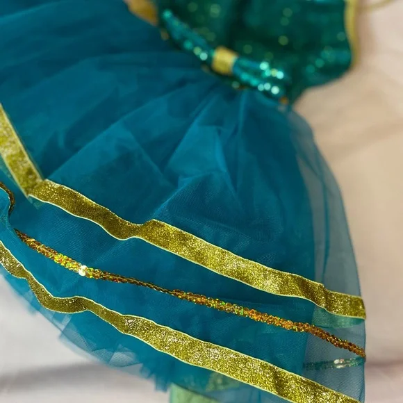 Weissman IC (7/8) Dance Costume - Picture 3 of 10